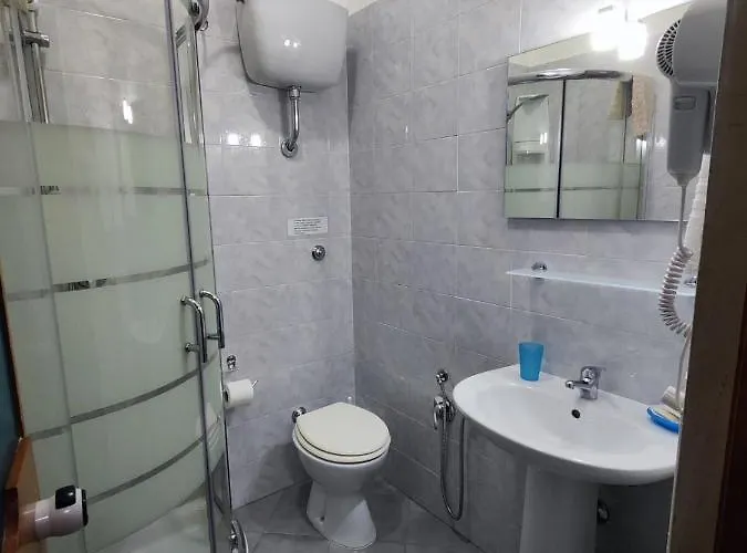 Hotel Primavera 3*